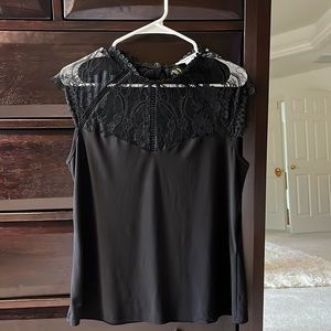 Uncommon Job, ladies lace top size medium